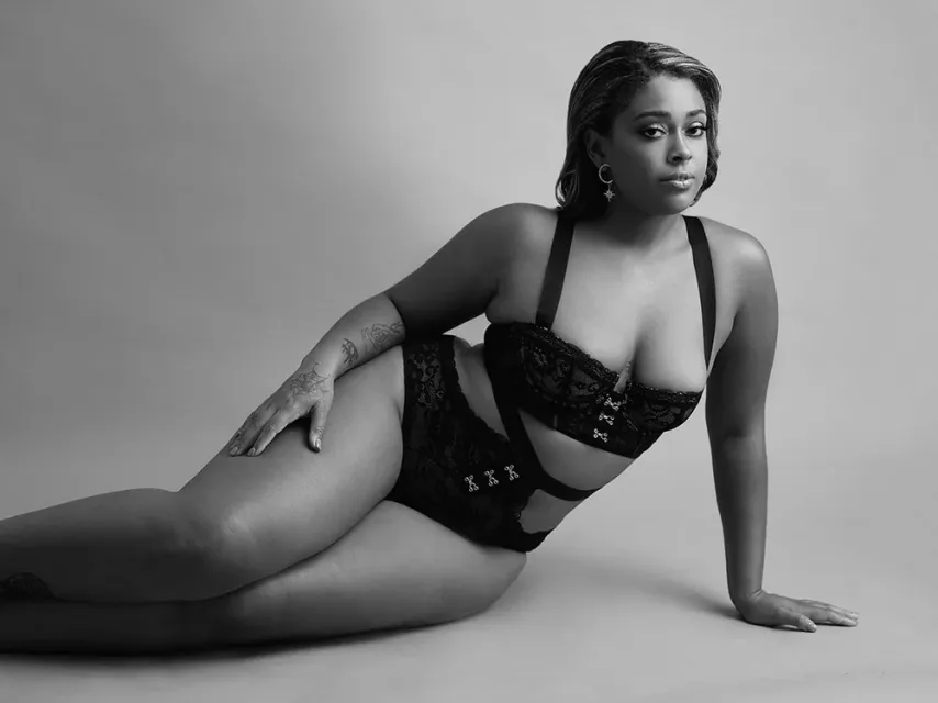 Boudoir portrait by Irina Slizskaya Photography (photo 2)